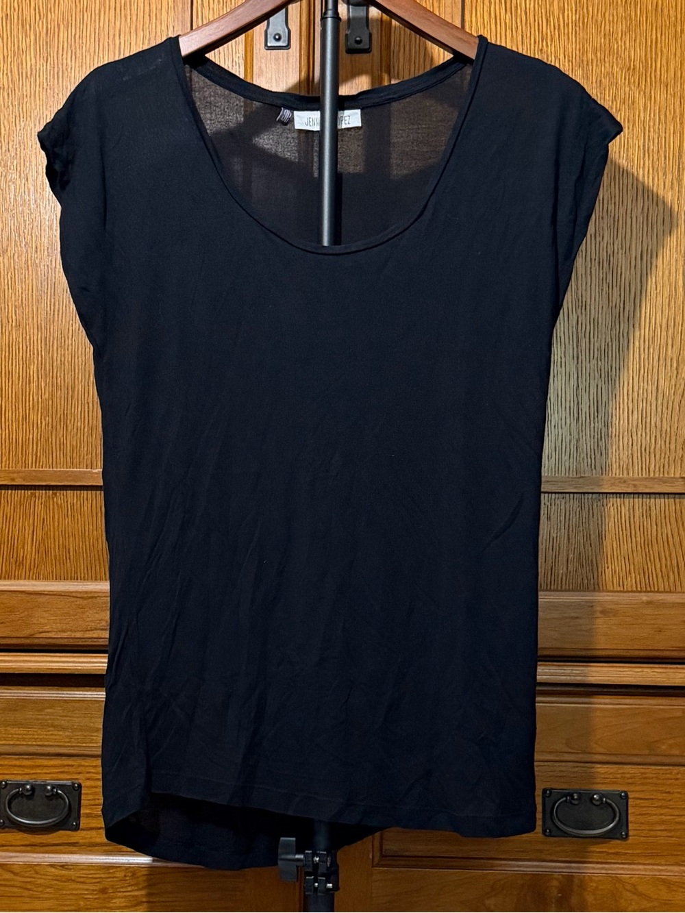 Jennifer Lopez JLO Scoop Neck Classic Cap Sleeve Tee Capsule Casual Chic Layer